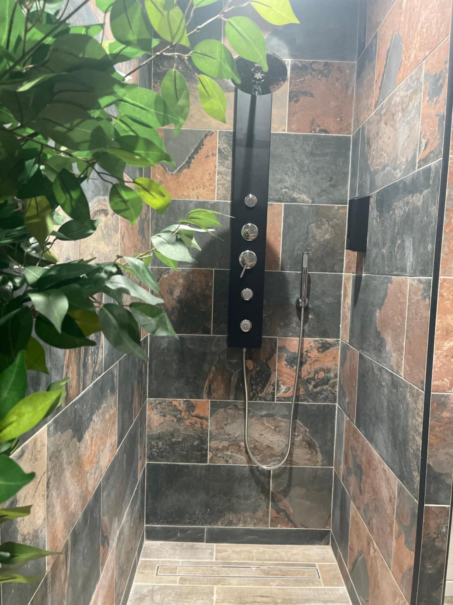 Villa Lcp Jacuzzi Exterieur & Sauna Лорґ Екстер'єр фото